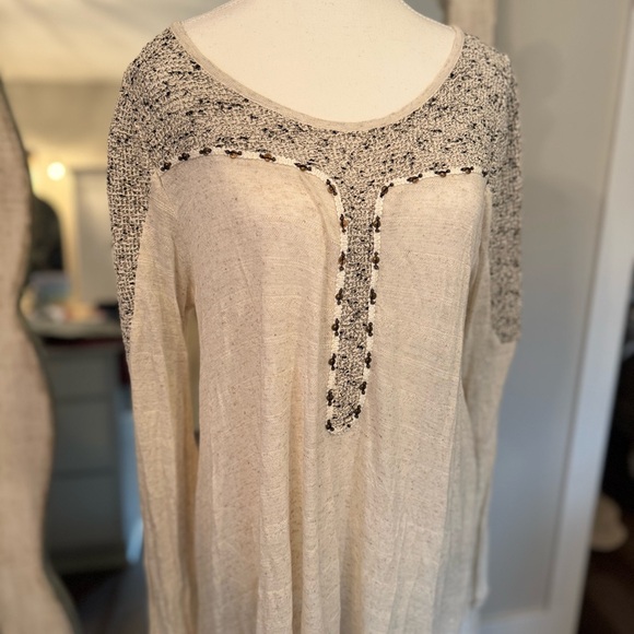 Medium Meadow Rue Anthropologie Cream Lace Detail Women's Top - Picture 3 of 8